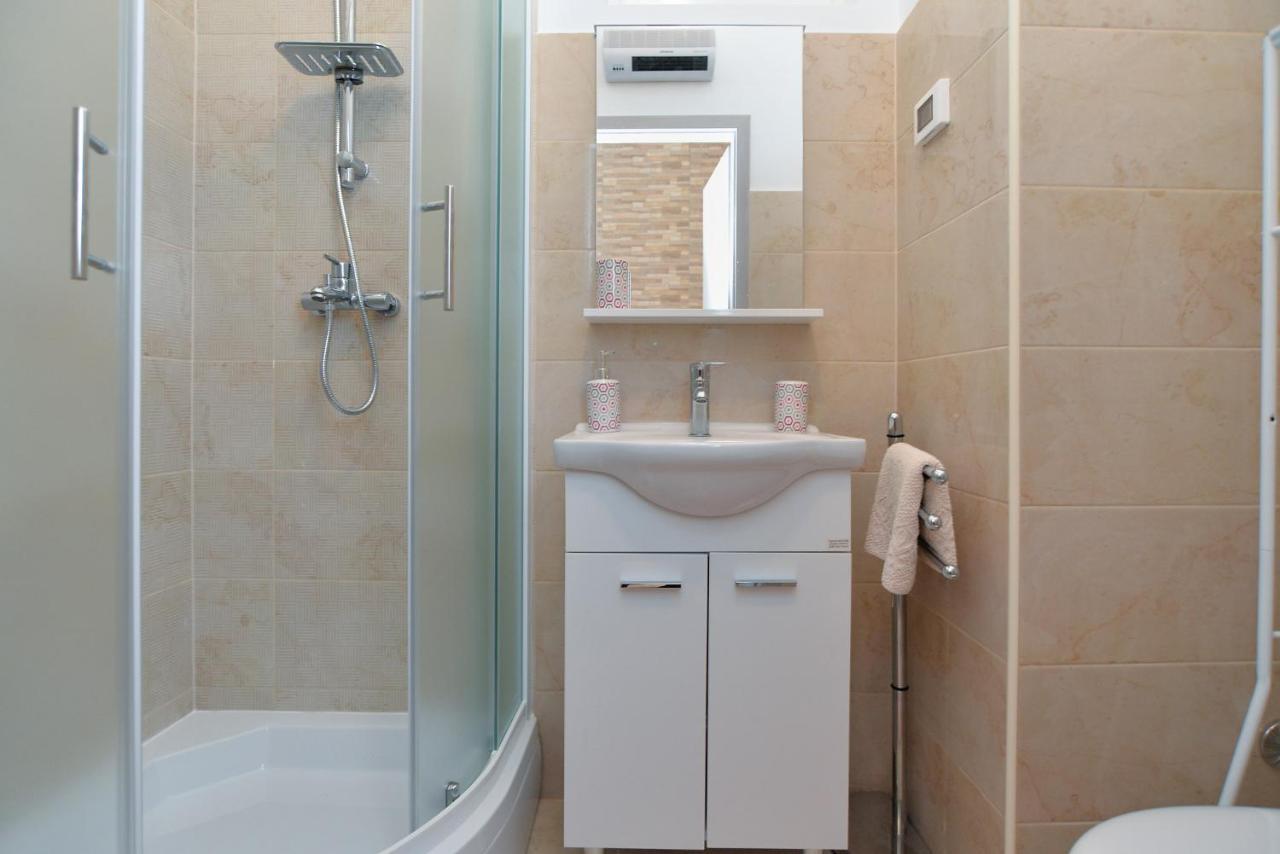 Apartments Voltica 1049 로비니 외부 사진